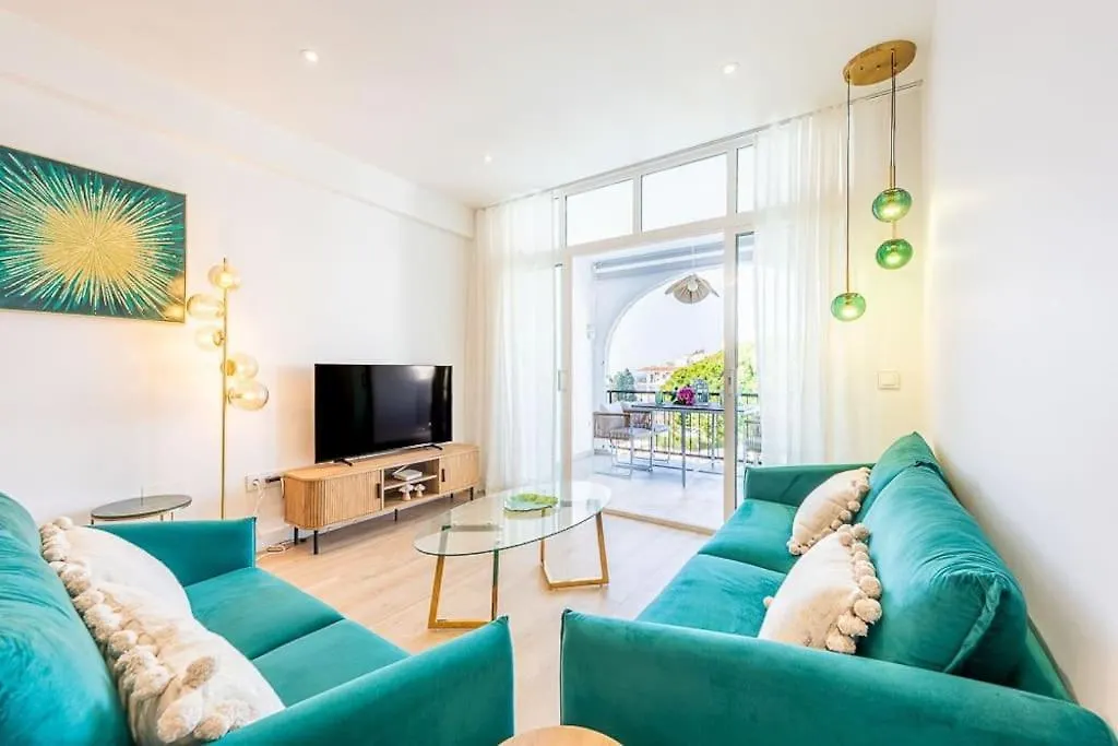Sea View, Stylish & Modern 2 Suites In The Center Nerja Spain