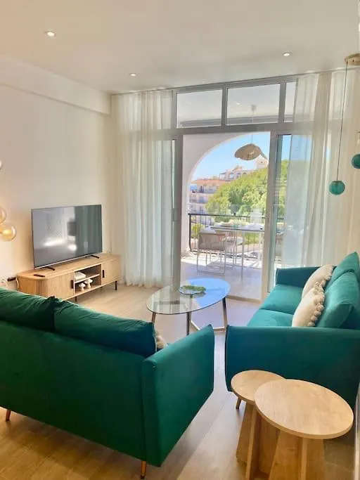 Sea View, Stylish & Modern 2 Suites In The Center Nerja Appartement